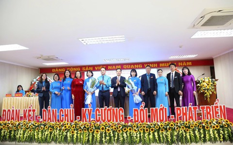 Đại hội Công đoàn phường Dương Nội lần thứ I nhiệm kỳ 2025-2030 thành công tốt đẹp