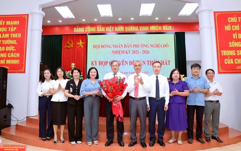 HĐND phường Nghĩa Đô tổ chức Kỳ họp chuyên đề lần thứ nhất, nhiệm kỳ 2021-2026, quyết định những vấn đề quan trọng và công tác nhân sự