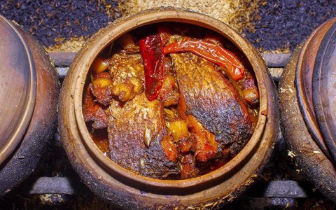 Đặc sản cá kho Hồ Đồng Quan