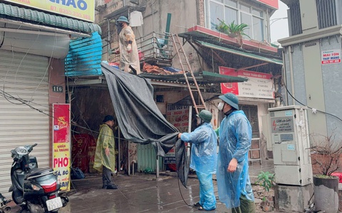 Phường Tương Mai tổ chức ra quân cao điểm đảm bảo trật tự đô thị, trật tự ATGT, vệ sinh môi trường trên địa bàn Phường sáng ngày 13/12/2025.