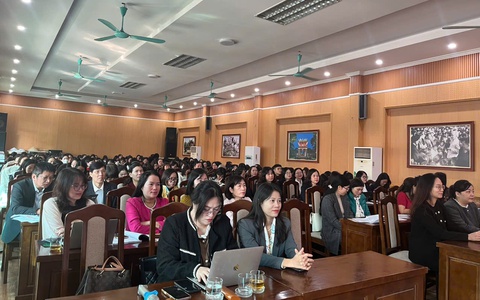 Xã Đại Thanh tổ chức hội nghị tuyên truyền, hướng dẫn người dân thực hiện nộp hồ sơ trên dịch vụ công trực tuyến, thực hiện thủ tục hành chính tại Điểm Phục vụ hành chính công xã Đại Thanh