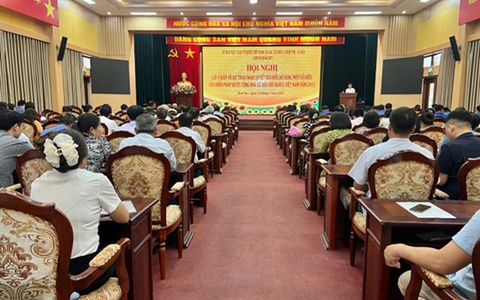Ủy ban MTTQ Việt Nam huyện lấy ý kiến góp ý dự thảo sửa đổi, bổ sung Hiến pháp năm 2013