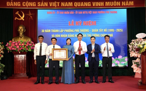 Phường Phú Thượng kỷ niệm 30 năm Ngày thành lập Phường và nhận Bằng khen của Thủ tướng Chính phủ