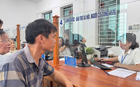 ĐIỂM PHỤC VỤ HÀNH CHÍNH CÔNG XÃ TAM HƯNG TẬN TÂM PHỤC VỤ NGƯỜI DÂN