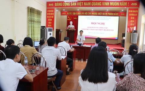 Đồng chí Chủ tịch Ủy ban nhân dân xã Đại Xuyên chủ trì hội nghị giao ban trong lĩnh vực Giáo dục và đào tạo