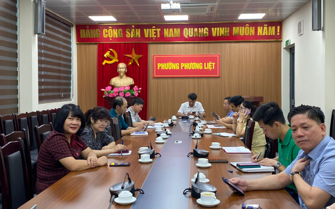 Cán bộ, công chức phường Phương Liệt tham dự tập huấn sử dụng Hệ thống thông tin tiếp nhận, xử lý phản ánh, kiến nghị, sáng kiến, giải pháp phát triển khoa học, công nghệ, đổi mới sáng tạo và chuyển đổi số