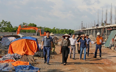 Lãnh đạo UBND phường Sơn Tây kiểm tra thực địa một số dự án trọng điểm đang triển khai trên địa bàn
