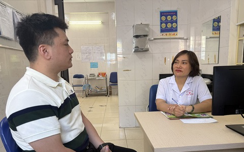 Các chuyên gia y tế khuyến cáo nên sinh con trước 35 tuổi để giảm rủi ro cho cả mẹ và bé