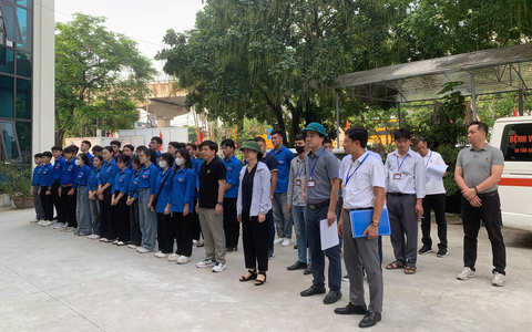 Phường Tây Tựu ra quân đảm bảo trật tự đô thị, an toàn giao thông và vệ sinh môi trường