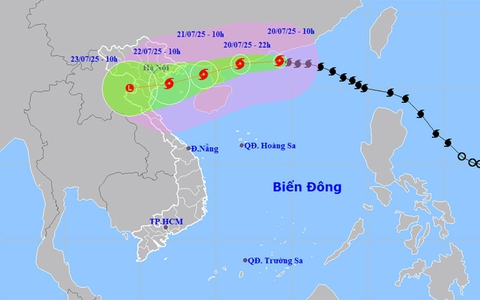 Bão Wipha tăng lên gần cấp 12 giật cấp 15, cách Quảng Ninh hơn 600km