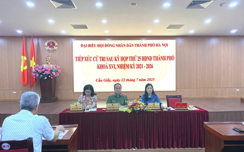 Tổ đại biểu số 6 - HĐND thành phố Hà Nội tiếp xúc cử tri các phường: Cầu Giấy, Yên Hòa, Nghĩa Đô sau kỳ họp thường lệ giữa năm 2025