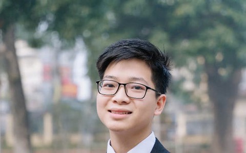 Học sinh Hà Nội Nguyễn Duy Phong - ghi danh với “cú đúp” thủ khoa