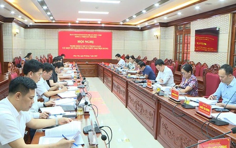 Ban Chấp hành Đảng bộ xã Phúc Thọ nghe báo cáo, thảo luận một số nội dung tổ chức Đại hội Đảng