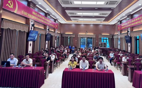 Quốc Oai tổ chức tập huấn chuyển đổi số cho cán bộ và người dân