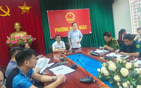 PHƯỜNG ĐÔNG NGẠC KỊP THỜI CỨU TRỢ ĐẢM BẢO ĐỜI SỐNG NHÂN DÂN BỊ NGẬP LỤT DO MƯA TO SAU CƠN BÃO SỐ 5