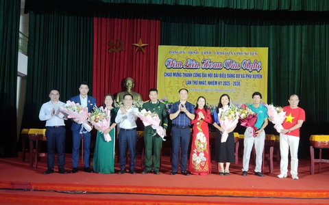 Đêm liên hoan văn nghệ chào mừng thành công Đại hội Đại biểu Đảng bộ xã Phú Xuyên lần thứ nhất, nhiệm kỳ 2025 - 2030