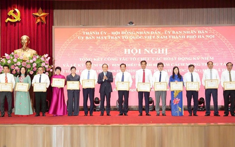 PHƯỜNG CẦU GIẤY NHẬN BẰNG KHEN CỦA UBND THÀNH PHỐ HÀ NỘI TRONG TRIỂN KHAI THỰC HIỆN CÁC HOẠT ĐỘNG KỶ NIỆM CHÀO MỪNG 80 NĂM CÁCH MẠNG THÁNG TÁM THÀNH CÔNG VÀ QUỐC KHÁNH 2/9