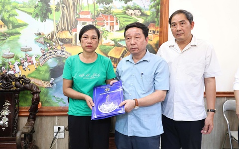 Thường Tín nhanh chóng hỗ trợ gia đình vụ cháy tại thôn Văn Giáp