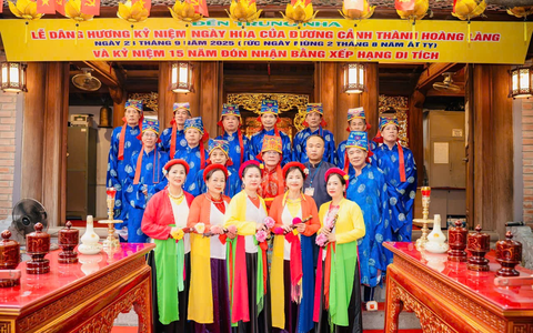 Lễ hội truyền thống đền Trung Nha và kỷ niệm 15 năm đón nhận bằng xếp hạng di tích cấp thành phố