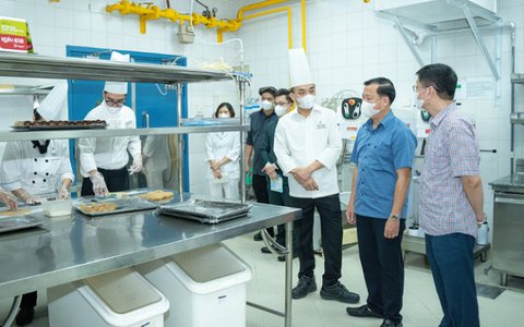 Sở Y tế Hà Nội: 55 cơ sở kinh doanh, sản xuất thực phẩm được kiểm tra trong tháng 9