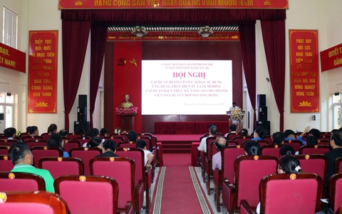 UBND xã Quảng Bị: tổ chức Hội nghị tập huấn hướng dẫn cài đặt sử dụng ứng dụng Thuế điện tử eTax Mobile