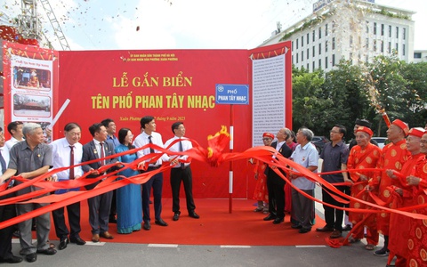 Phường Xuân Phương gắn biển tên phố Phan Tây Nhạc
