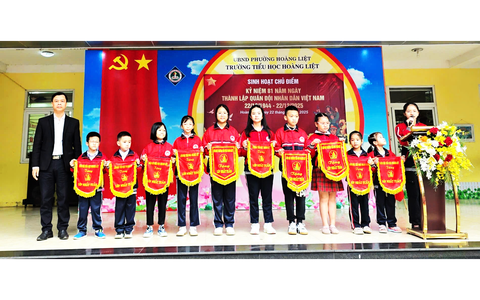 Trường Tiểu học Hoàng Liệt tổ chức các hoạt động thiết thực kỷ niệm 81 năm Ngày thành lập Quân đội nhân dân Việt Nam (22/12/1944 - 22/12/2025)