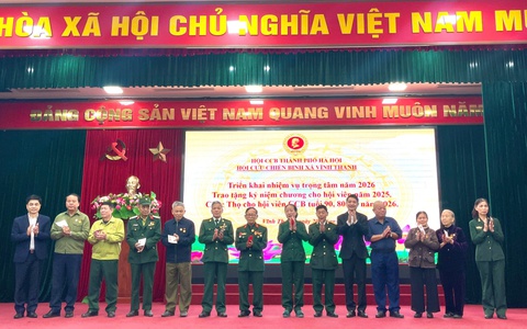 HỘI CỰU CHIẾN BINH XÃ VĨNH THANH TRIỂN KHAI NHIỆM VỤ TRỌNG TÂM NĂM 2026, TRAO TẶNG KỶ NIỆM CHƯƠNG VÀ CHÚC THỌ HỘI VIÊN

