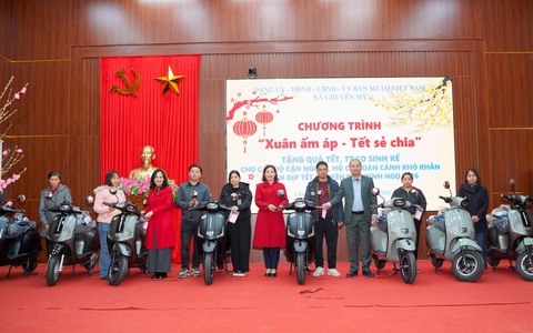 Chuyên Mỹ: ấm áp nghĩa tình chương trình 