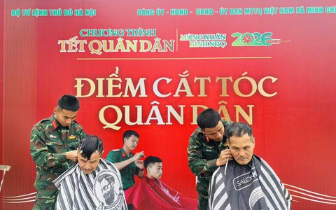 Nhiều hoạt động nghĩa tình tại chương trình Tết Quân - Dân ở xã đảo Minh Châu