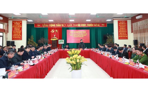 Bí thư Thành ủy Hà Nội Nguyễn Duy Ngọc: Phát triển xã Minh Châu ngày càng giàu đẹp, nhân dân ấm no, hạnh phúc