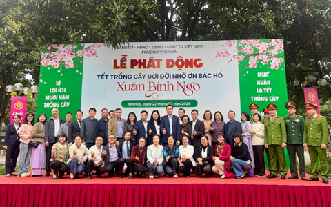 Gieo mầm xanh đầu xuân - Phường Yên Hòa lan tỏa tinh thần “Tết trồng cây đời đời nhớ ơn Bác Hồ”