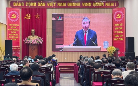 Phương Liệt tham dự Hội nghị toàn quốc nghiên cứu, học tập, quán triệt và triển khai thực hiện Nghị quyết số 79, 80 của Bộ Chính trị và triển khai Kế của Thành ủy về thực hiện Nghị quyết Đại hội đại biểu toàn quốc lần thứ XIV của