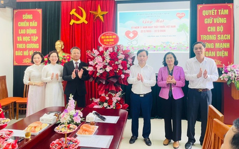 Trạm Y tế xã Gặp mặt kỷ niệm 71 năm ngày Thầy thuốc Việt Nam (27/2/1955 - 27/2/2026)