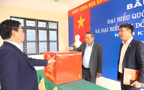 Đoàn công tác số 1 Thành ủy Hà Nội kiểm tra công tác chuẩn bị bầu cử tại xã Yên Xuân