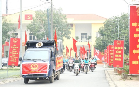 Chương Dương tuyên truyền lưu động, lan tỏa khí thế,
hướng tới ngày bầu cử