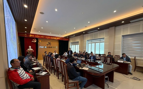 UBND phường Long Biên họp thống nhất giải pháp phòng ngừa, đảm bảo thoát nước, xử lý các điểm nghẽn về úng ngập trên địa bàn phường