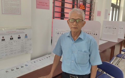 Người thương binh 80 tuổi và niềm tự hào qua những mùa bầu cử