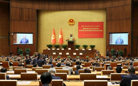 Năm đầu thực hiện Nghị quyết Đại hội XIV: Tạo nền tảng cho tương lai phồn vinh, hạnh phúc