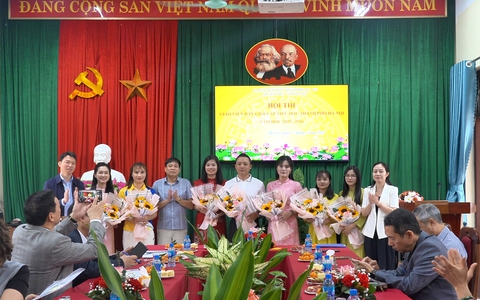 Xã Ứng Hòa có 2 giáo viên tham gia Hội thi giáo viên giỏi tiểu học cấp thành phố.