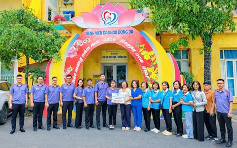 LAN TỎA YÊU THƯƠNG – SUẤT ĂN NGHĨA TÌNH TẠI BỆNH VIỆN ĐA KHOA ĐỐNG ĐA