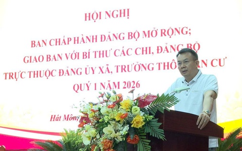 Hát Môn: Ban Chấp hành mở rộng giao ban với Bí thư các Chi đảng bộ trực thuộc Đảng ủy xã, trưởng thôn dân cư Quý I, triển khai nhiệm vụ trọng tâm Quý II năm 2026
