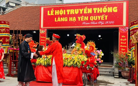 Hướng về cội nguồn, tri ân công đức của các bậc tiền nhân tại lễ hội làng Hạ Yên Quyết