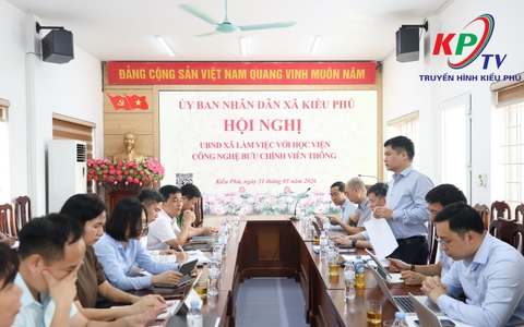 UBND xã Kiều Phú làm việc với Học viện Bưu chính Viễn thông về đầu tư dự án và triển khai hệ thống Camera AI