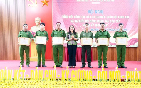 Tuyên truyền kết quả đại biểu Quốc hội và đại biểu HĐND các cấp.