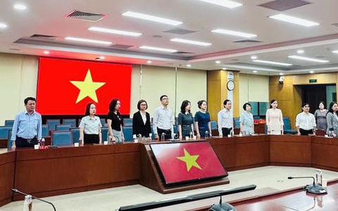 Đảng ủy phường Đống Đa tổ chức Lễ Chào cờ và sinh hoạt dưới Cờ tháng 3/2026: Tập trung cao độ cho Ngày hội toàn dân