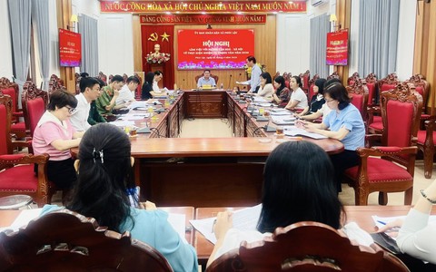 UBND xã tổ chức Hội nghị làm việc với Phòng Văn hoá – Xã hội về thực hiện nhiệm vụ trọng tâm năm 2026