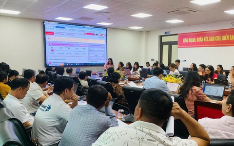 Đảng uỷ phường Tây Tựu hướng dẫn sử dụng Hệ thống thông tin giải quyết thủ tục hành chính của Đảng