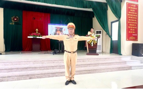 Công an xã Phượng Dực tổ chức tập huấn nâng cao kỹ năng đảm bảo TTATGT