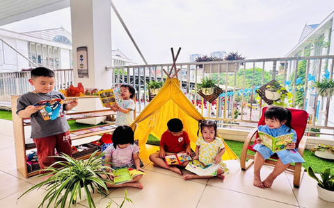 HƯỞNG ỨNG NGÀY HỘI SÁCH- TRƯỜNG MẦM NON HOA MAI LAN TỎA VĂN HÓA ĐỌC TỚI TRẺ THƠ